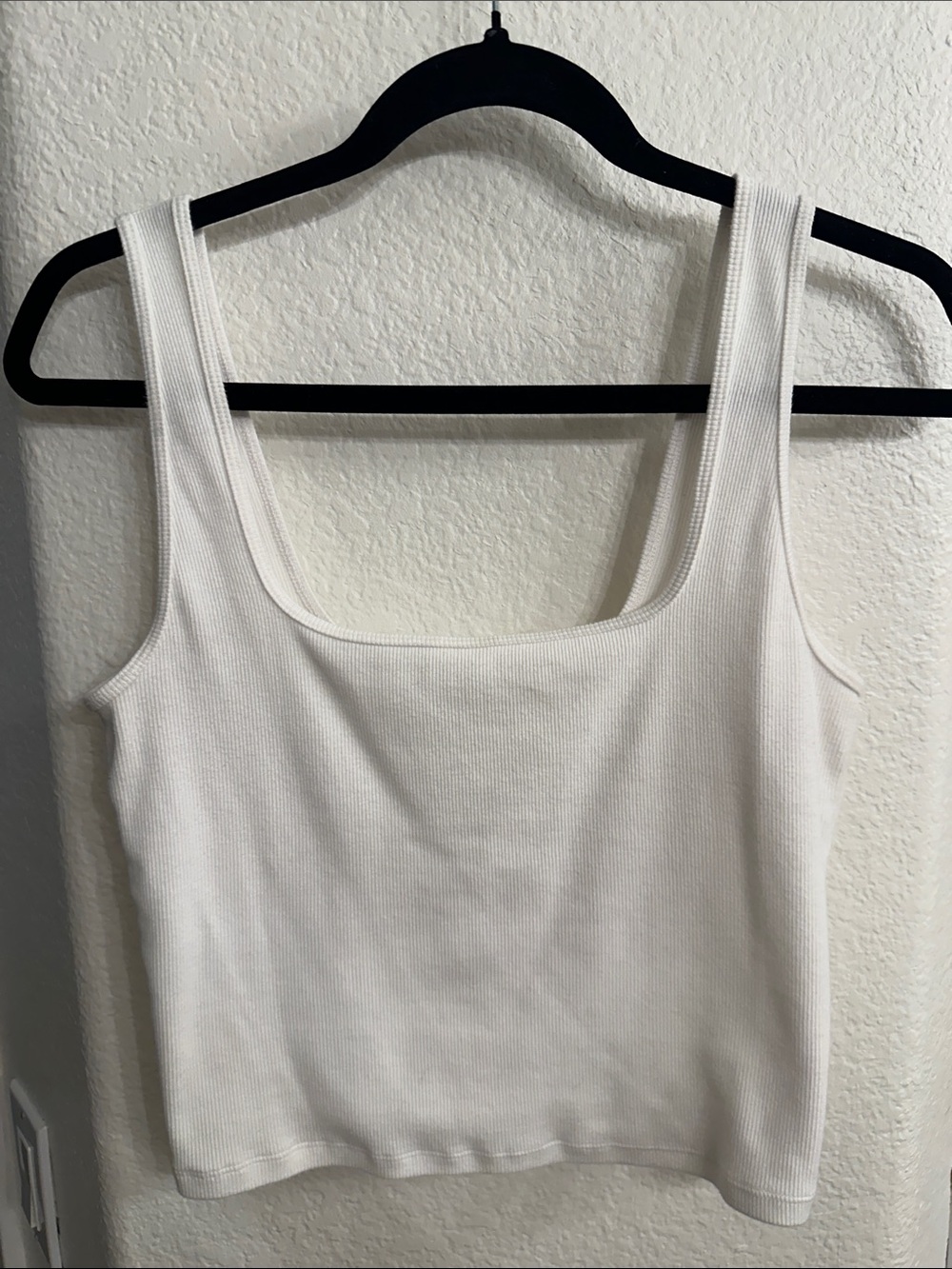 Abercrombie & Fitch Women's White Ribbed Square-Neck Tank Top
